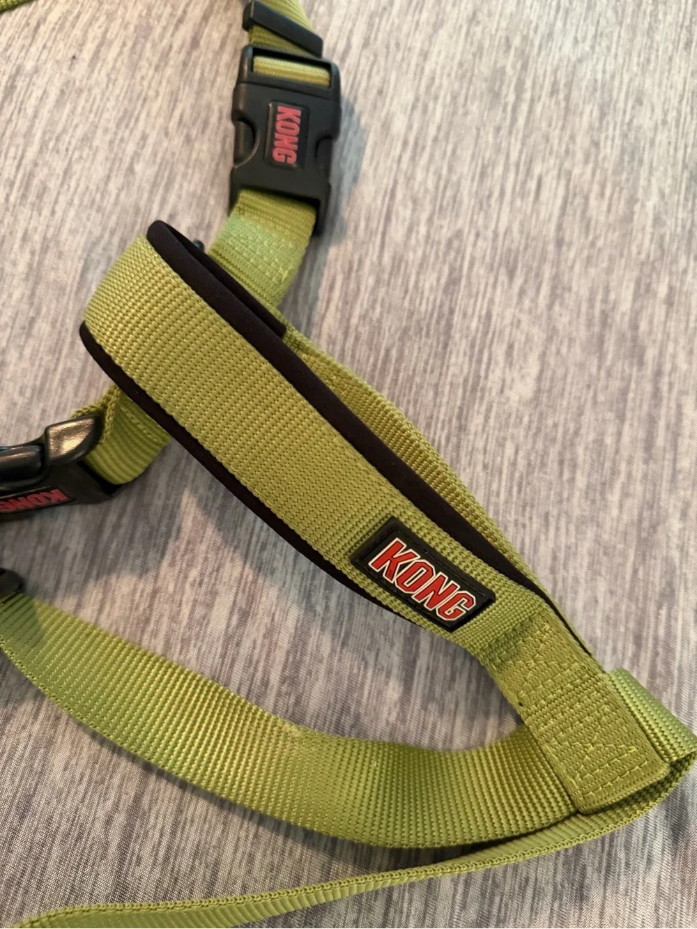 NEW! KONG Dog Harness Size XL Green Black Padded Handle Adjustable